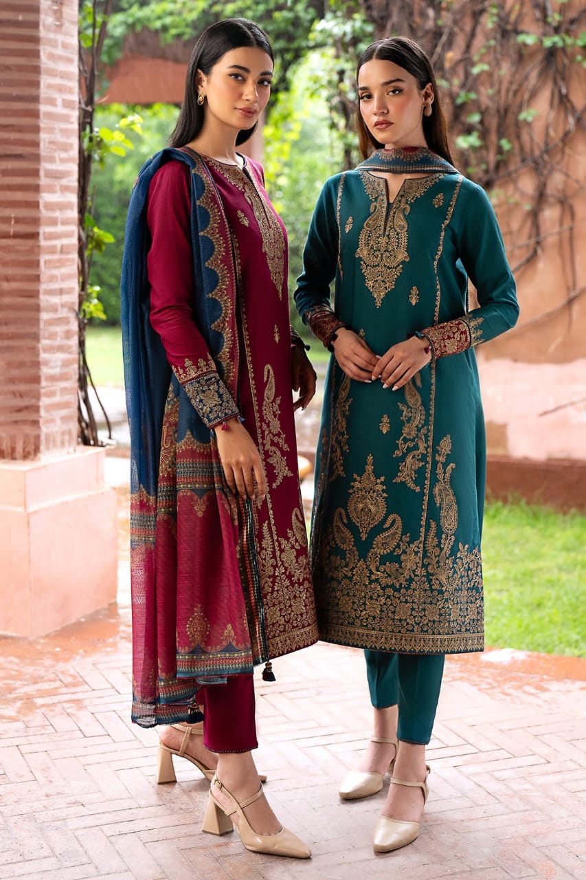 Classic Rust Embroidered 3-Piece Suit – Timeless Autumn Charm