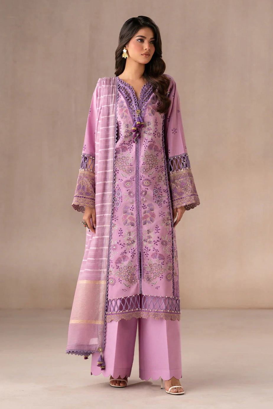 Lilac Noir Embroided Lawn 3-Piece Outfit - Pure Sophistication