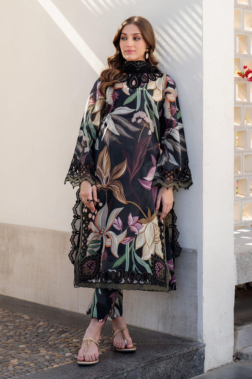 Malhaar Printed Lawn 3-Piece Outfit – Everyday Chic Wear