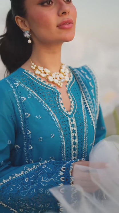 Elegant Blue Embroidered Dhanak 3-Piece Suit