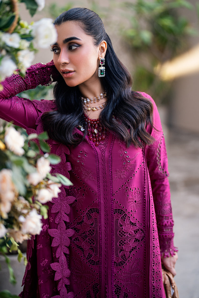 Magenta Embroidered Dhanak 3-Piece Suit