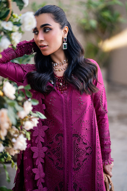 Magenta Embroidered Dhanak 3-Piece Suit