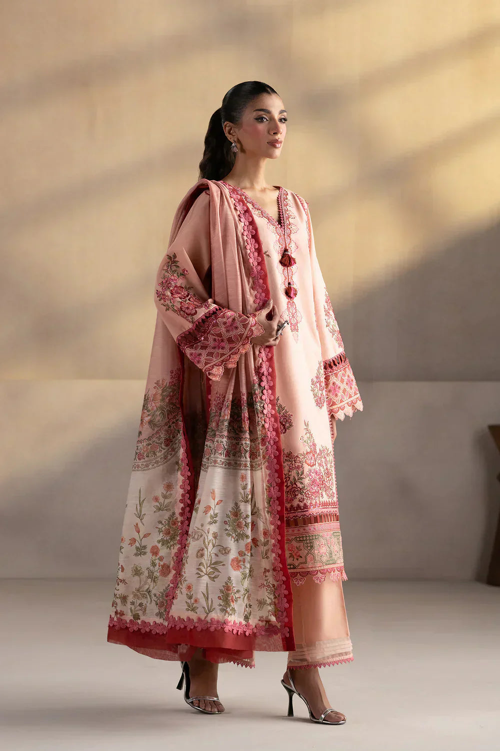 Rose Reverie Embroided Lawn 3-Piece Outfit - Fresh Floral Charm