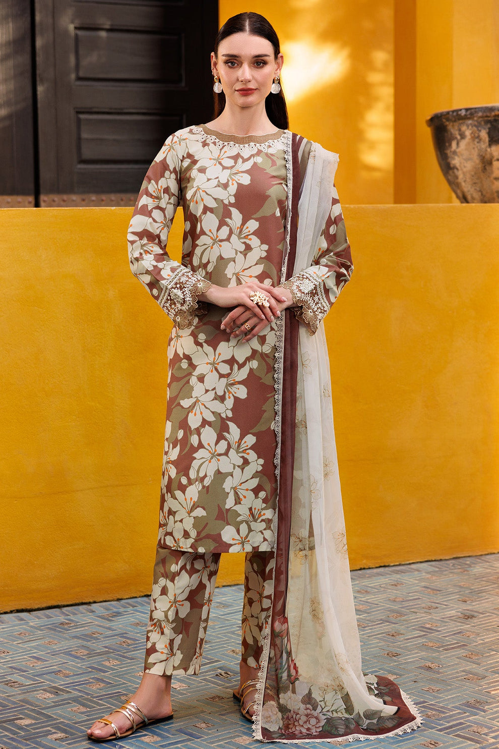Mellow Floral Printed Lawn 3-Piece Outfit – Fresh Floral Charm
