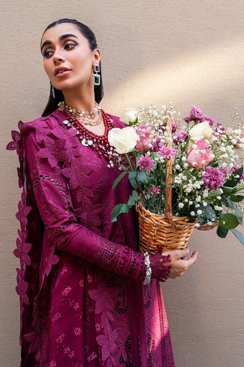 Magenta Embroidered Dhanak 3-Piece Suit