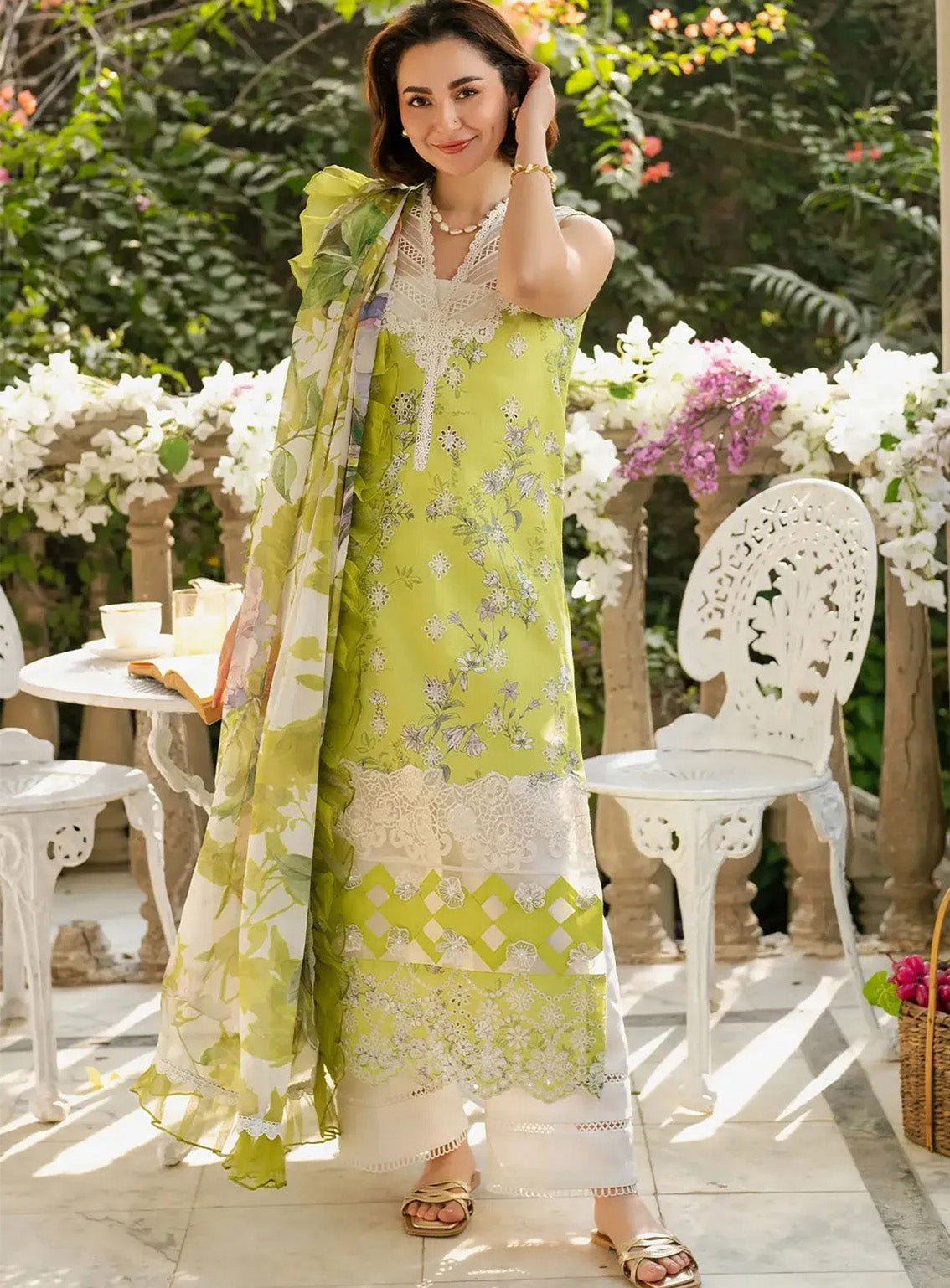 Citrus Green Elegance Printed Lawn 3-Piece Outfit – Sophisticated Wear