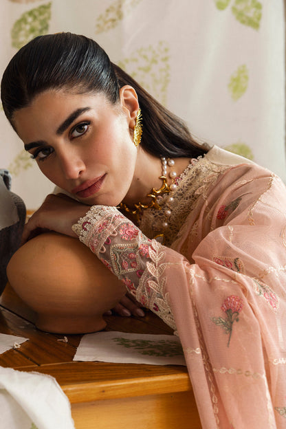 Luxury Ivory Embroided Lawn 3-Piece Outfit - Wear the Royalty